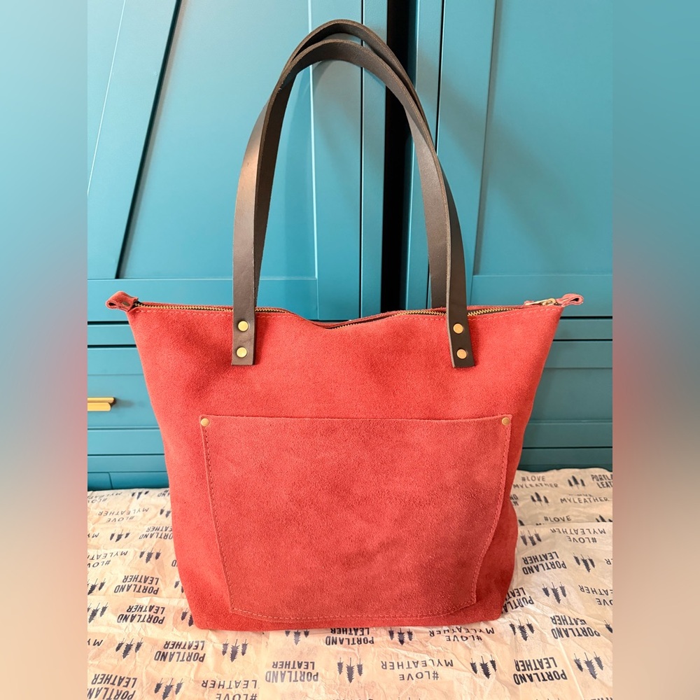 Portland Leather Red Panda suede medium zip tote with blandles